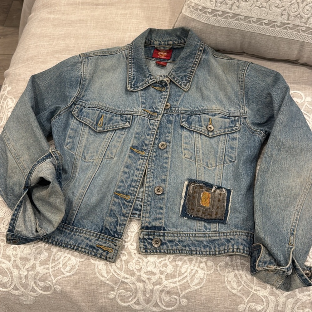 Hand crafted Jean jacket - Picture 3 of 5